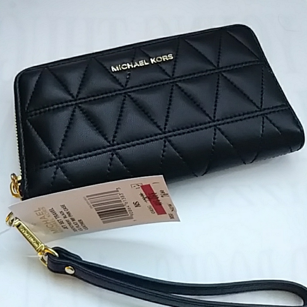 Michael kors travel clutch